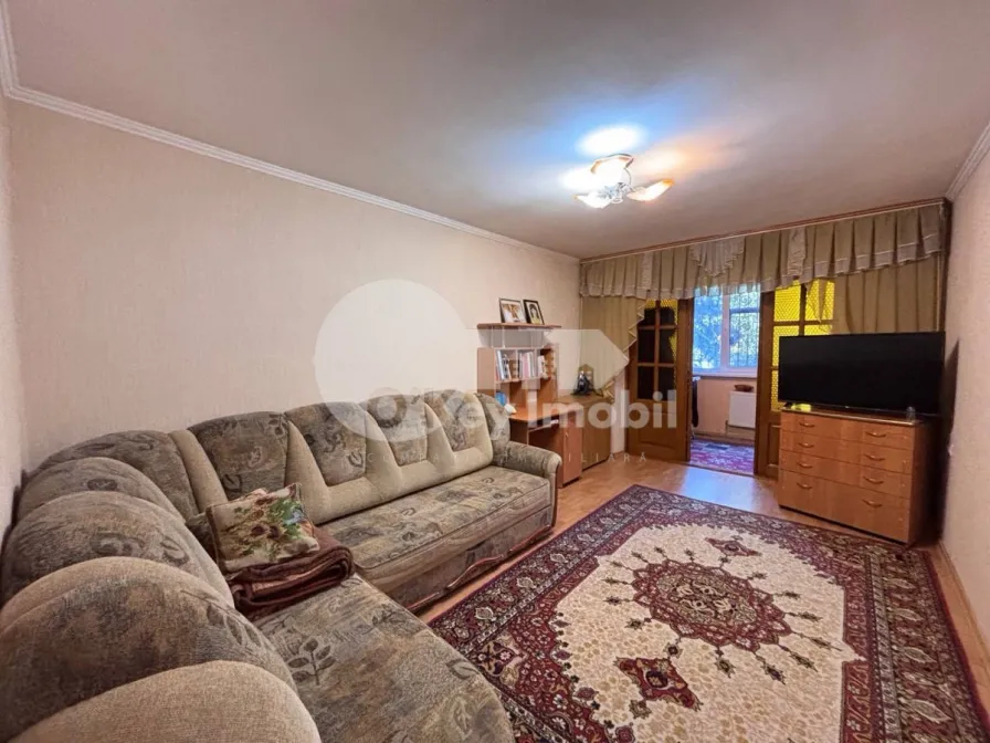 Квартира, Буюканы, ЛИВИУ ДЕЛЯНУ