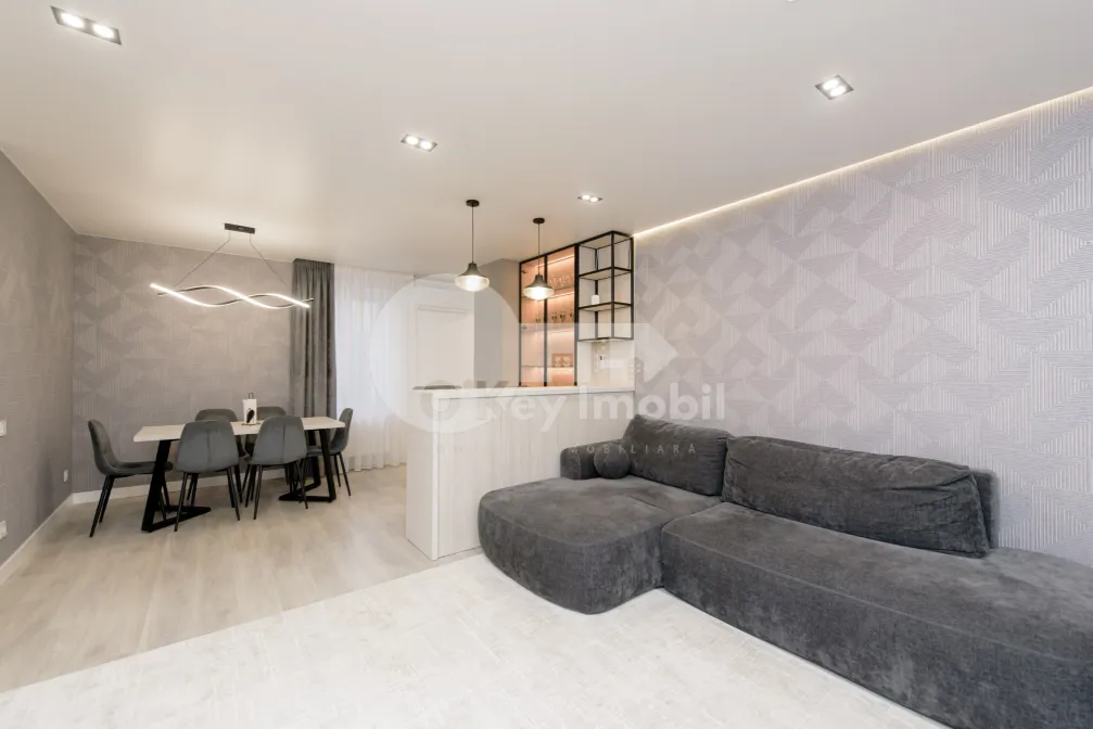 Apartament, Centru, ALEXANDRU VLAHUȚĂ