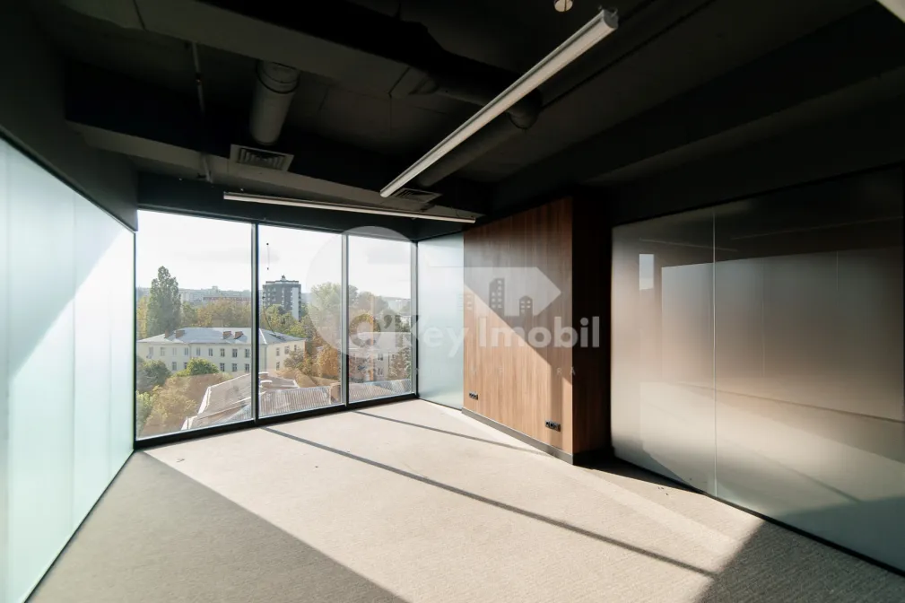 Офис, Центр, ШТЕФАН ЧЕЛ МАРЕ