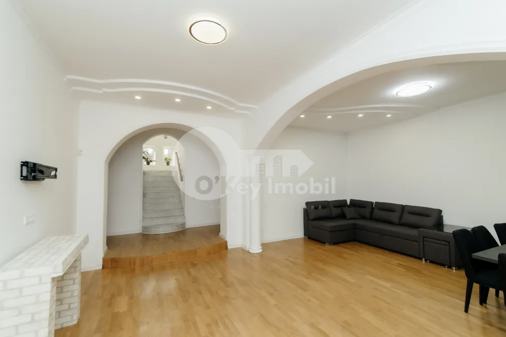 Casă, Botanica, CETATEA ALBĂ