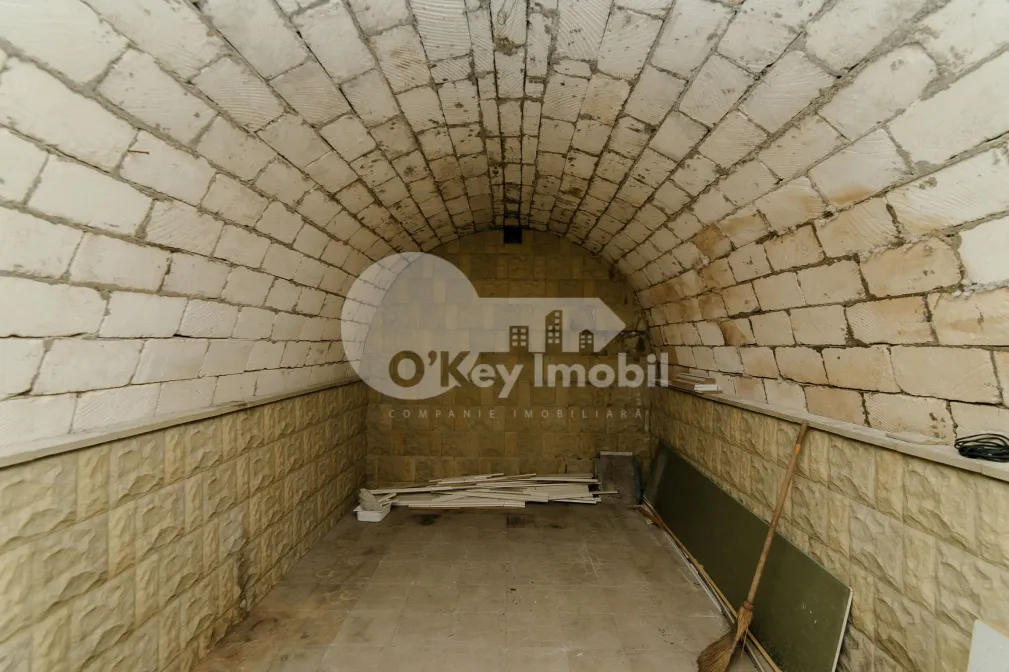 Casă, Botanica, CETATEA ALBĂ