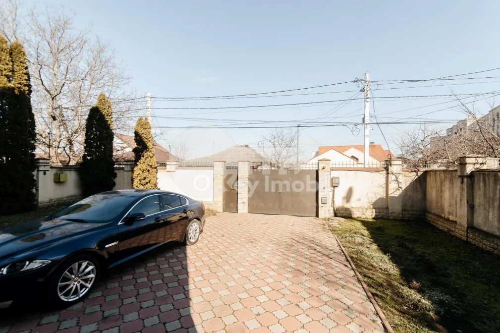 Casă, Botanica, CETATEA ALBĂ