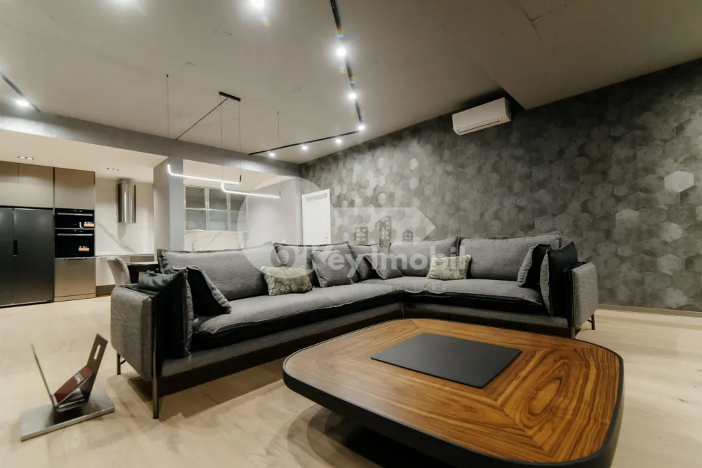 Квартира, Центр, АЛЕКСАНДРУ ЧЕЛ БУН