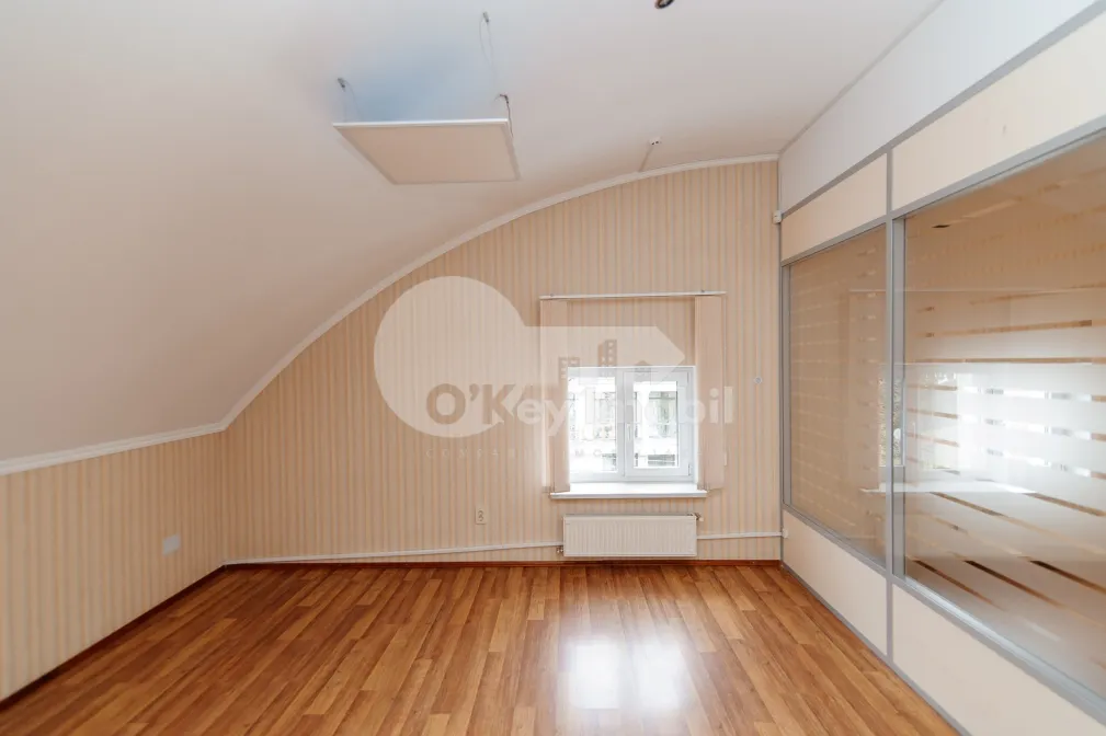 Oficiu, Centru, ALEXEI MATEEVICI