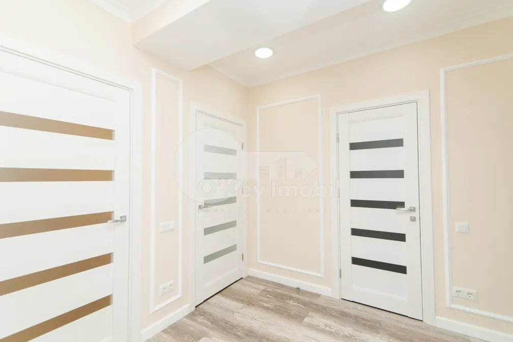 Apartament, Centru, MELESTIU