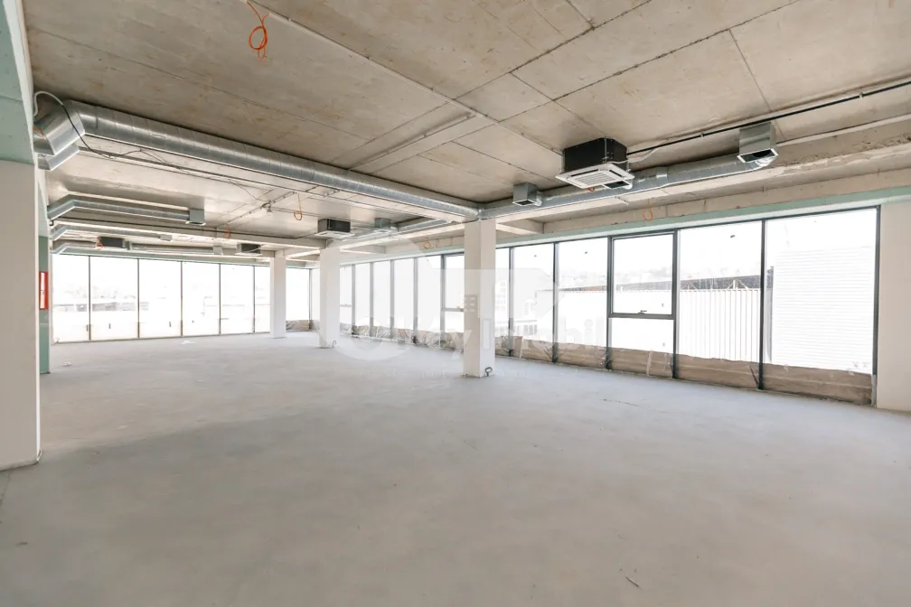 Офис, Чеканы, УЗИНЕЛОР