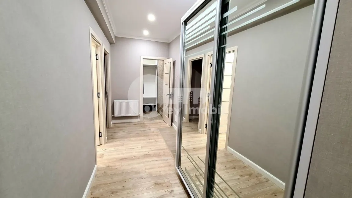 Apartament, Centru, CARIEREI