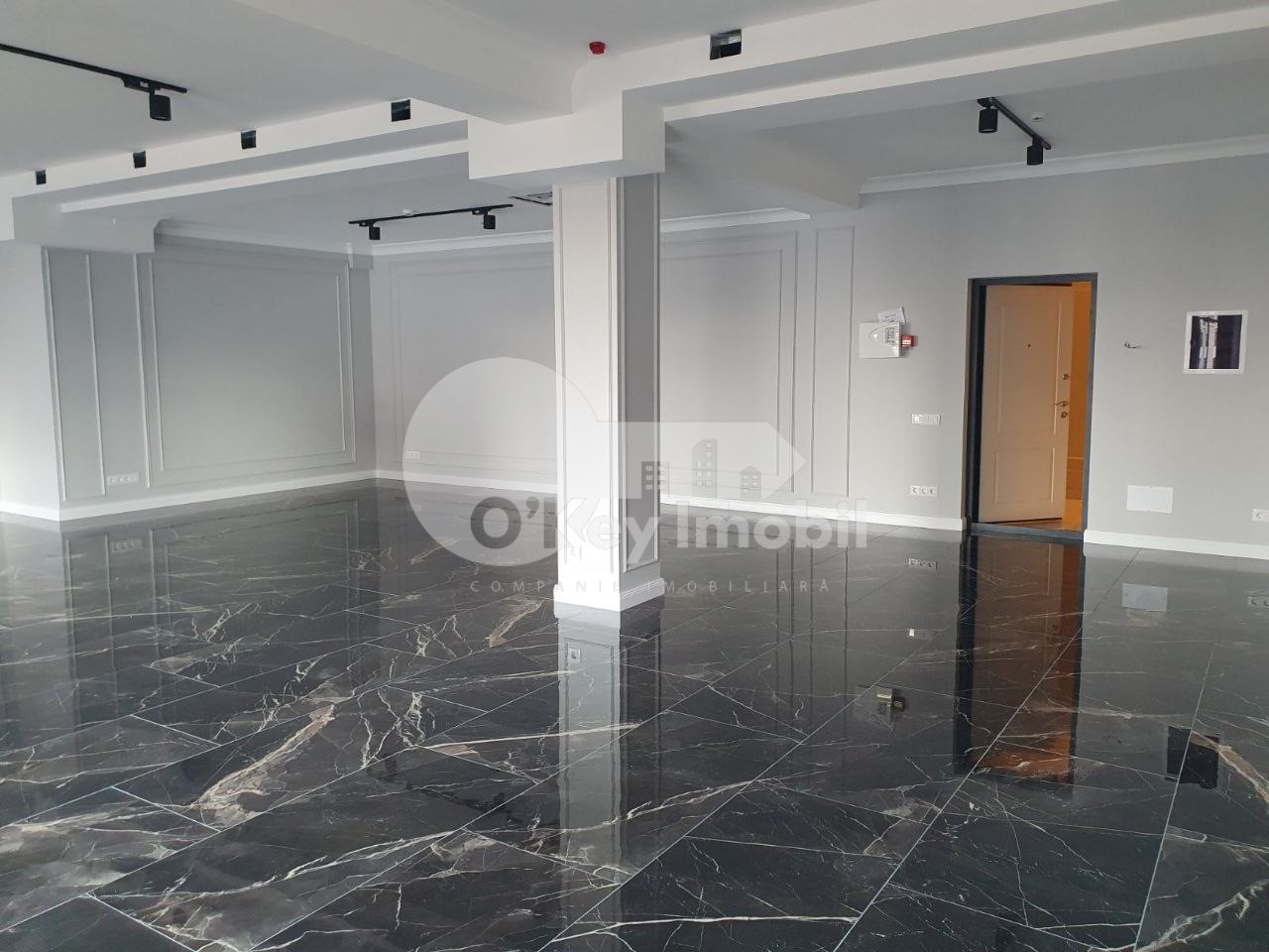 Oficiu, Centru, MIHAI EMINESCU