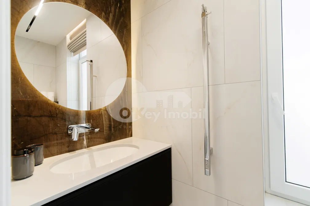 Townhouse, Telecentru, LACULUI