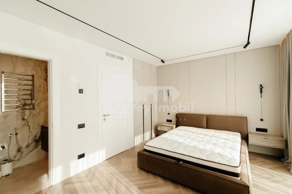 Townhouse, Telecentru, LACULUI