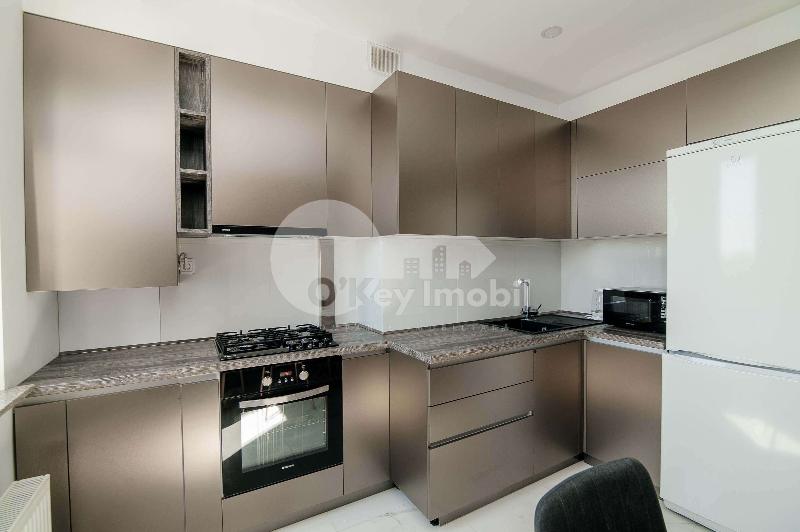 Квартира, Центр, А. МАТЕЕВИЧ