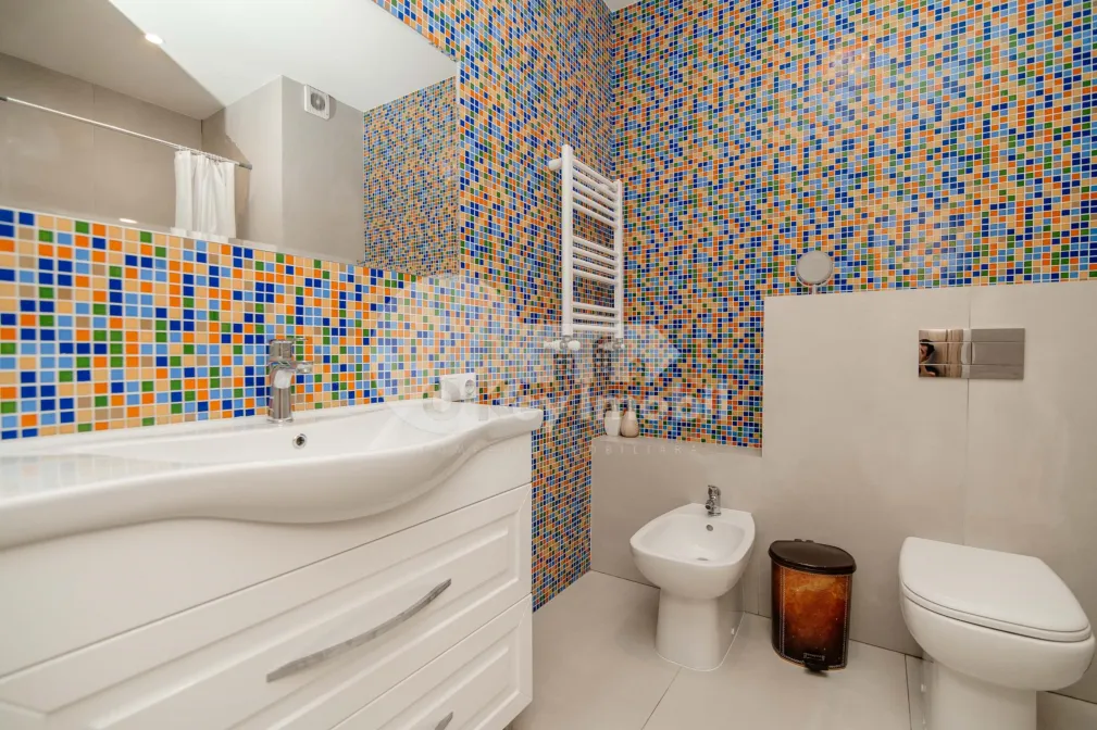 Квартира, Центр, А. МАТЕЕВИЧ