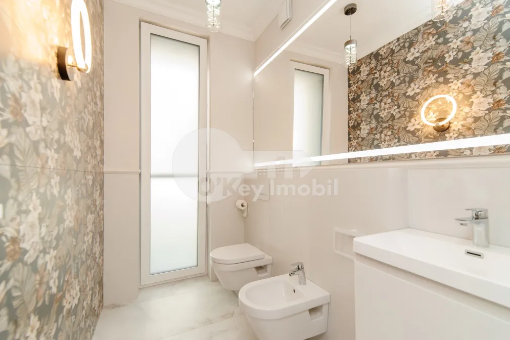 Casă, Botanica, PĂȘUNILOR