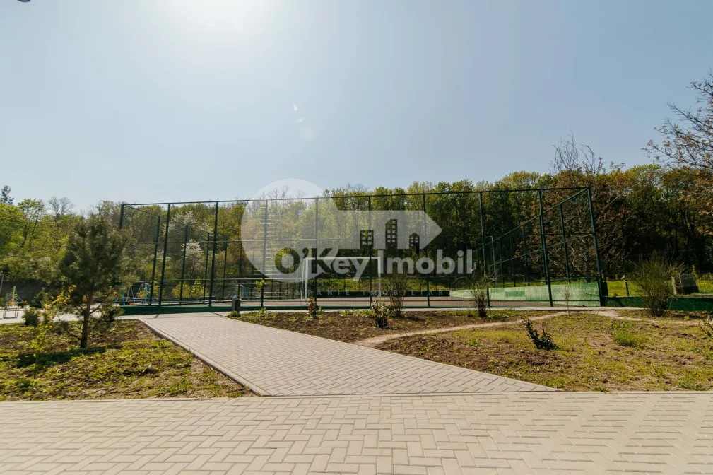 Casă, Botanica, PĂȘUNILOR